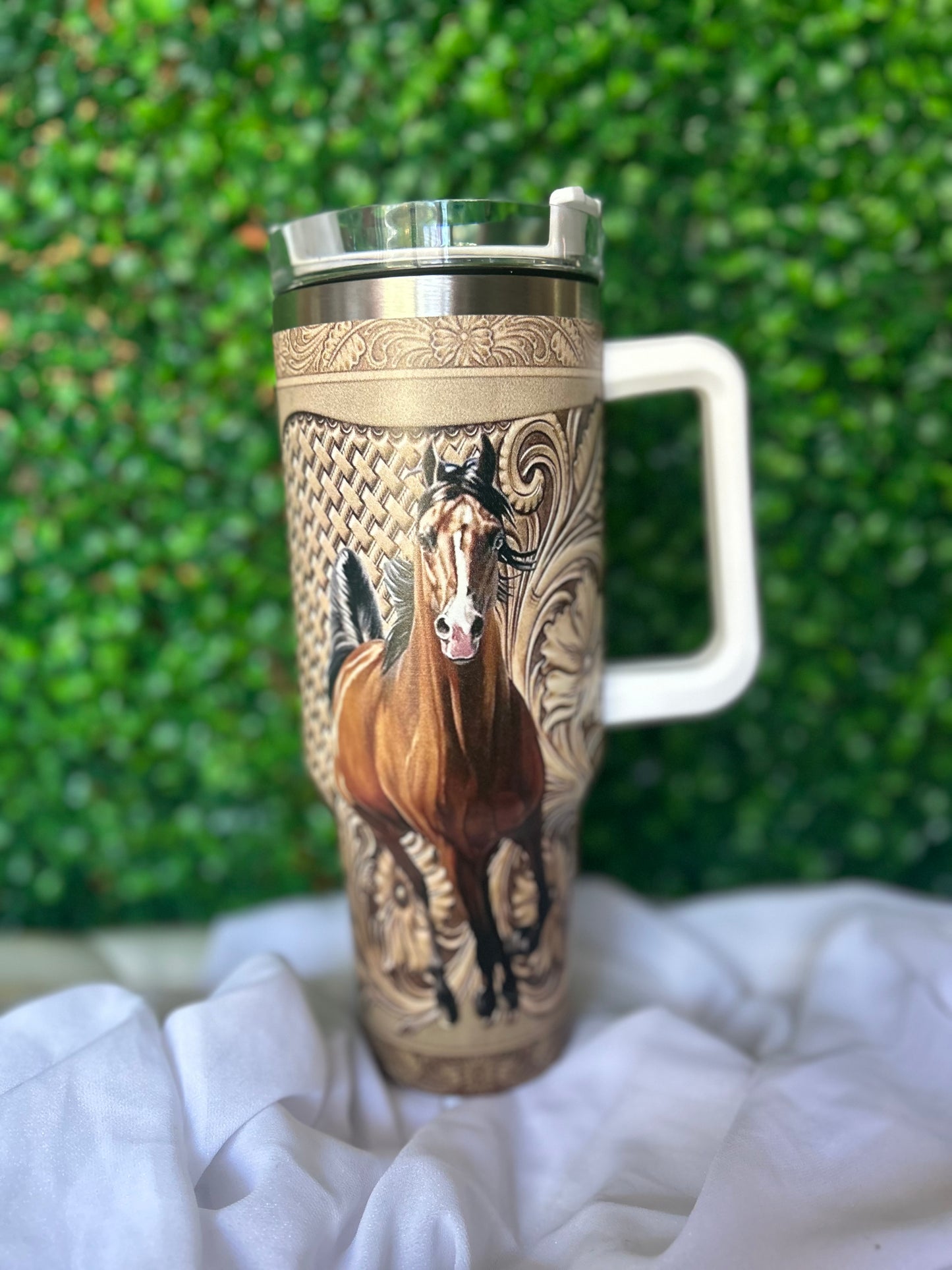 Horse white tumbler